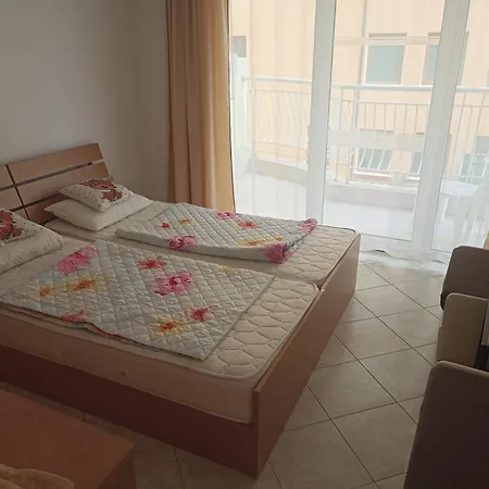 Silversprings Lucie Apartment Sunny Beach